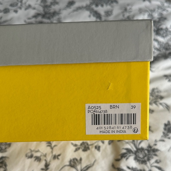 Boden Suede Mules with Wooden Heel 39 - Picture 6 of 6